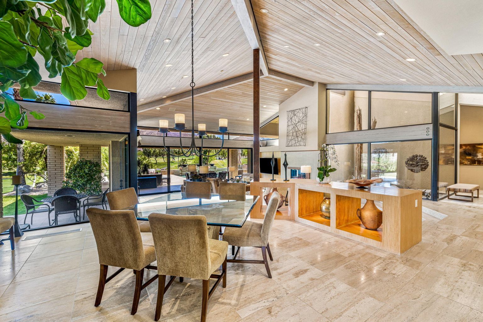 Canyon View Sepic interior